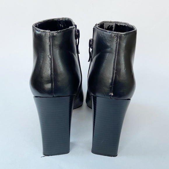 Ann Taylor Loft Black Ankle Booties Faux Leather/Suede Toe Side Zip Size 9.5M - Picture 7 of 14